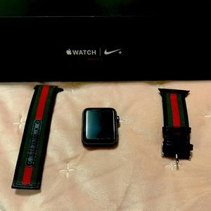 Nike Apple Watch 3 series 42mm w/Gucci band